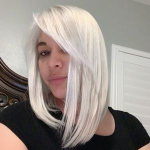 Meet your Posher, Mailebis